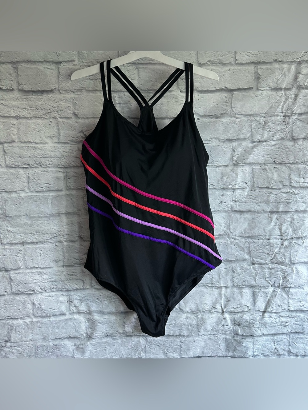PREOWNED UNBRANDED WOMENS PLUS SIZE BATHING SUIT RACERBACK WITH STRIPES SIZE XXL